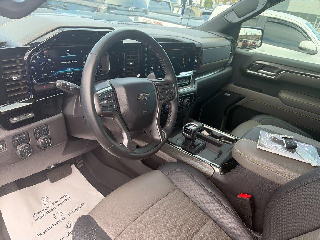 Used 2024 Chevrolet Silverado 1500 ZR2 w/ Technology Package AWD/4WD image 11