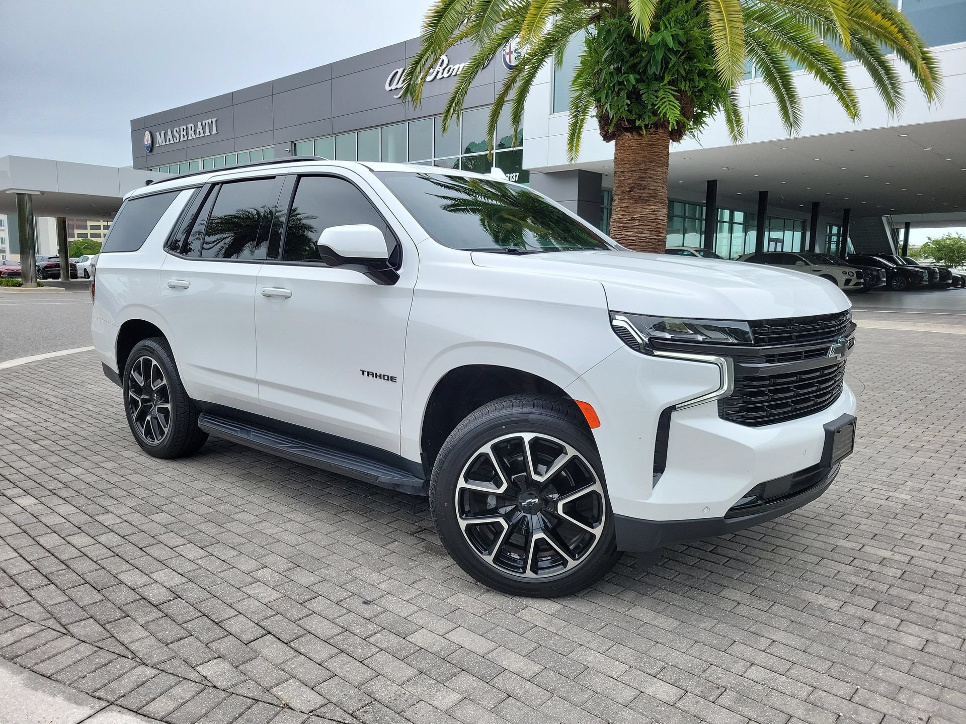 Used 2023 Chevrolet Tahoe RST AWD/4WD image 1