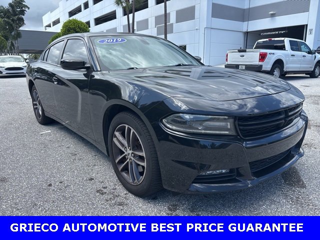 Used 2019 Dodge Charger SXT