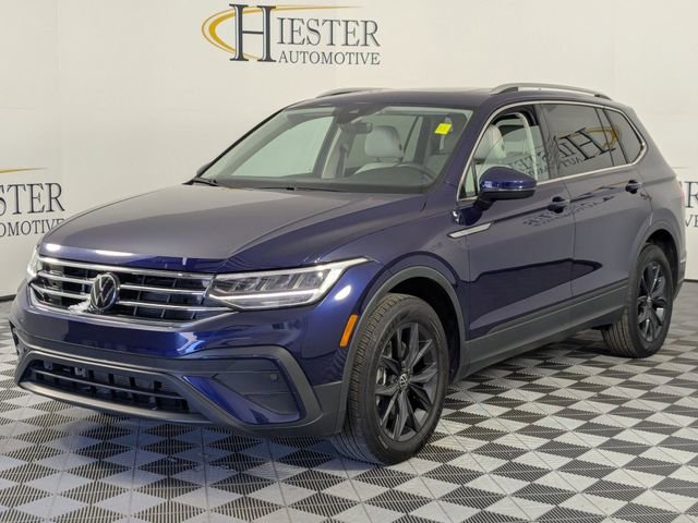 Used 2024 Volkswagen Tiguan SE image 4
