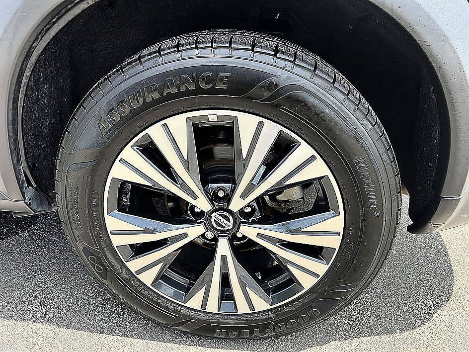 Certified 2021 Nissan Rogue SV AWD/4WD image 8