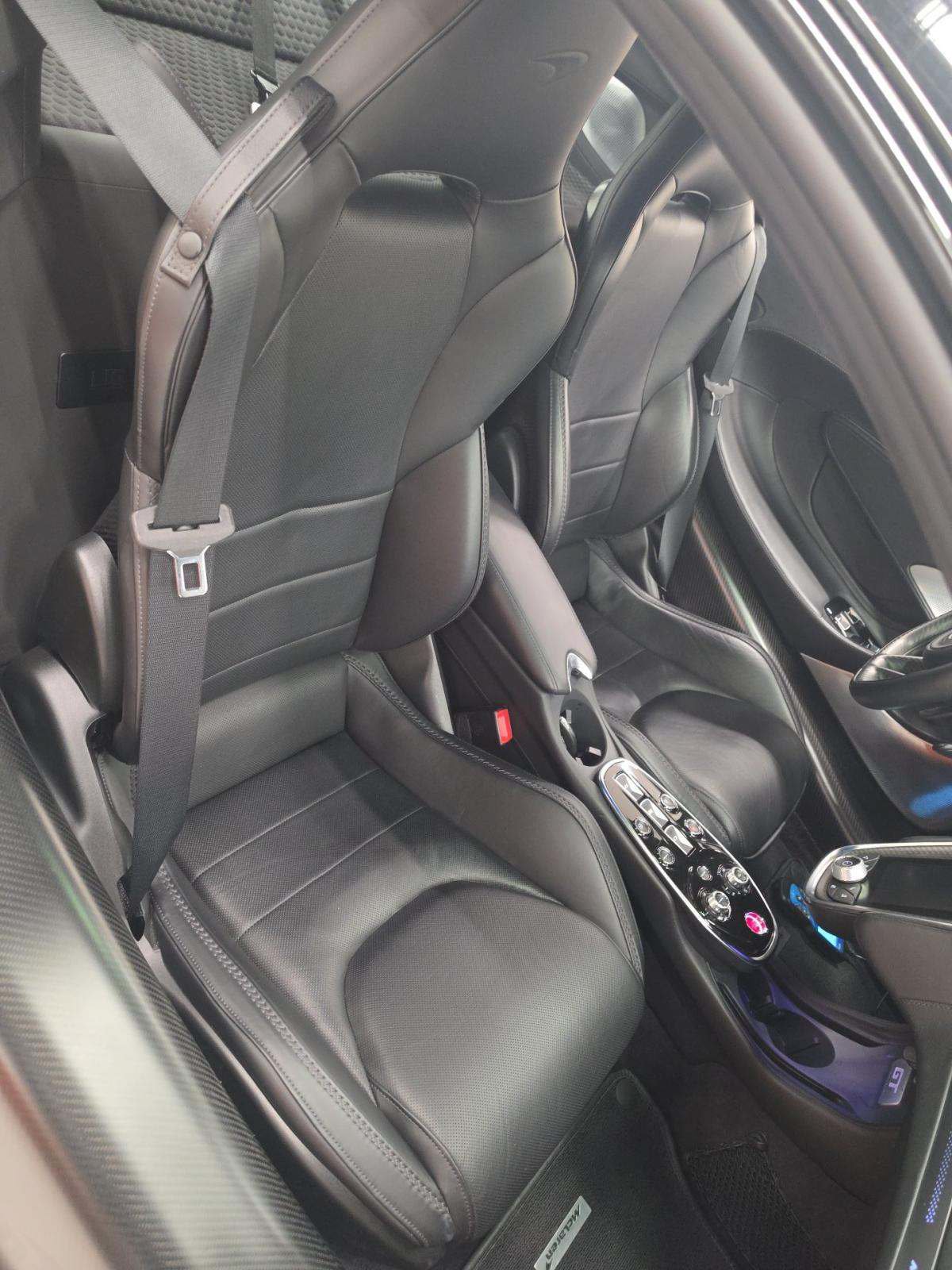 Used 2022 McLaren GT RWD image 2