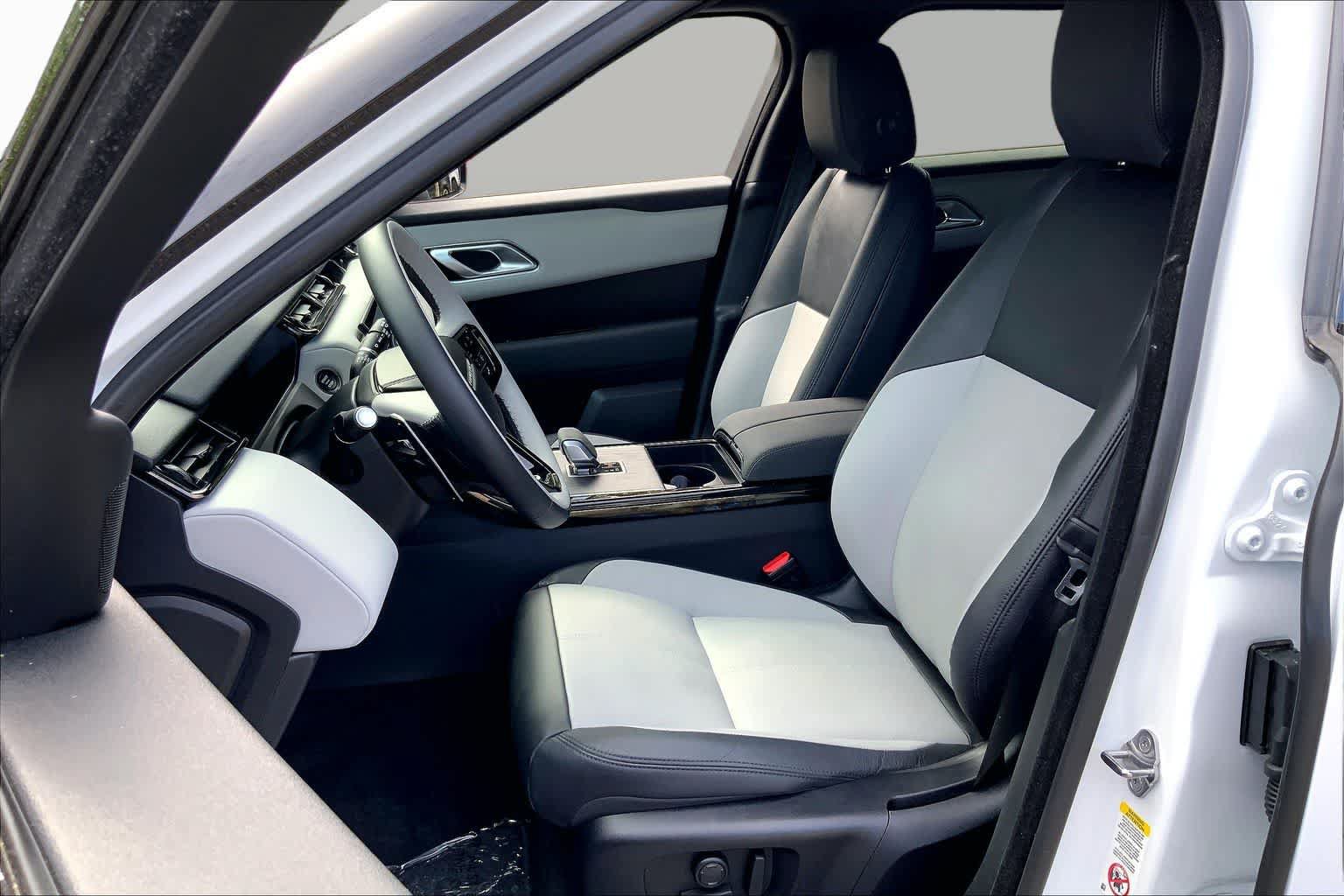 Used 2026 Land Rover Range Rover Velar S AWD/4WD image 9