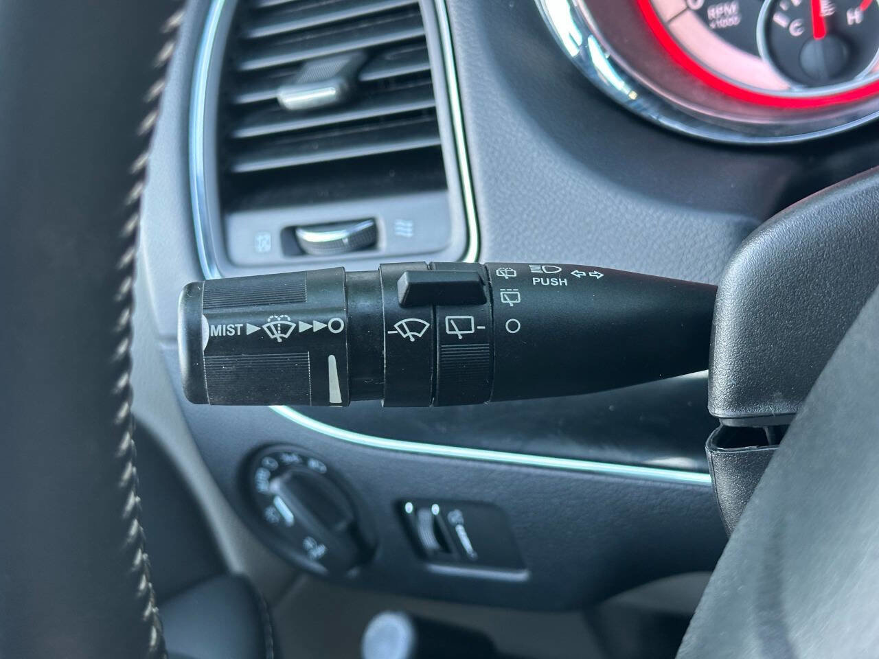 Used 2018 Dodge Grand Caravan SXT image 34