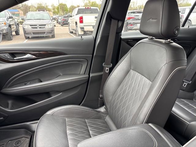 Used 2020 Buick Regal Avenir w/ Driver Confidence Package II FWD image 30