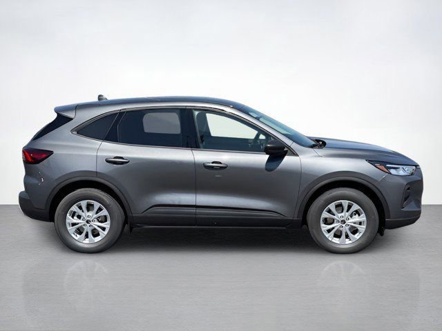 New 2026 Ford Escape Active image 2