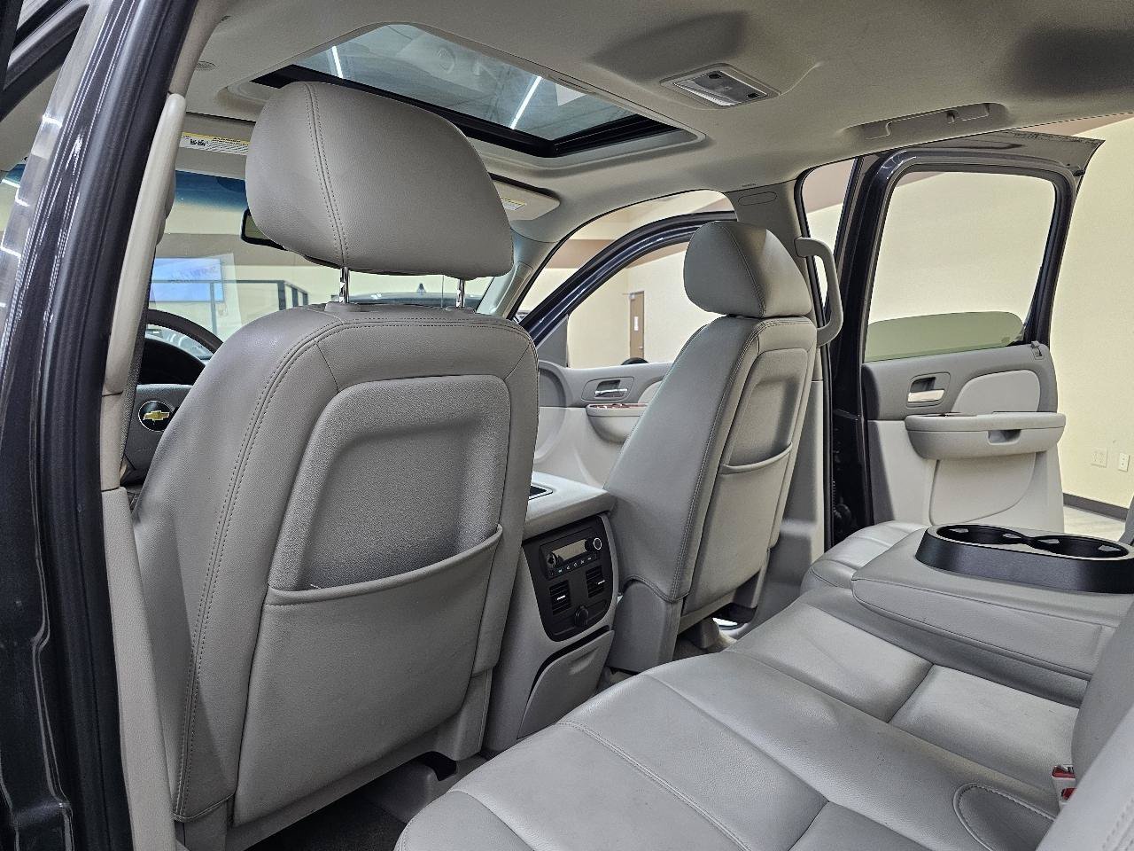 Used 2011 Chevrolet Avalanche LT w/ Regional Value Package RWD image 23