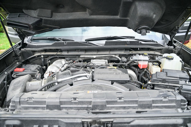 Used 2023 Chevrolet Silverado 3500 High Country image 15