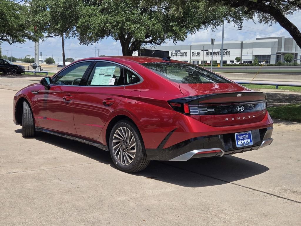 New 2025 Hyundai Sonata SEL FWD image 3