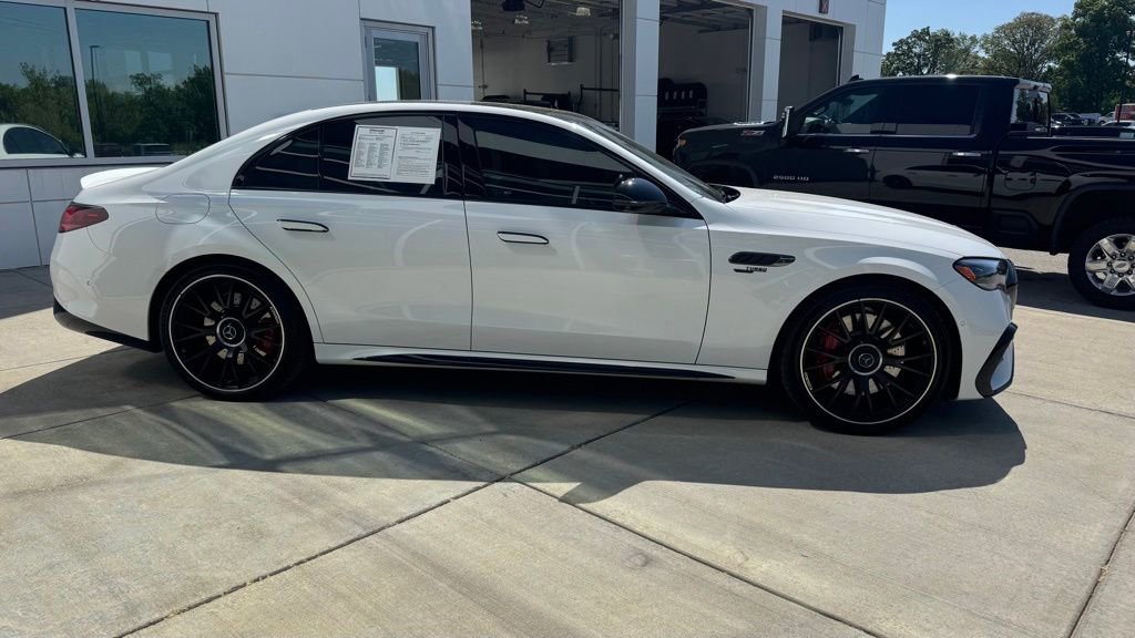 Used 2025 Mercedes-Benz E 53 AMG e 4MATIC Sedan image 2