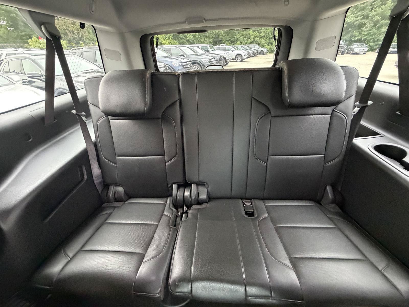 Used 2017 Chevrolet Suburban Premier AWD/4WD image 26