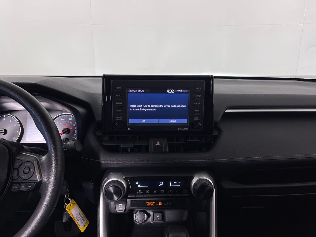 Certified 2021 Toyota RAV4 LE FWD image 15