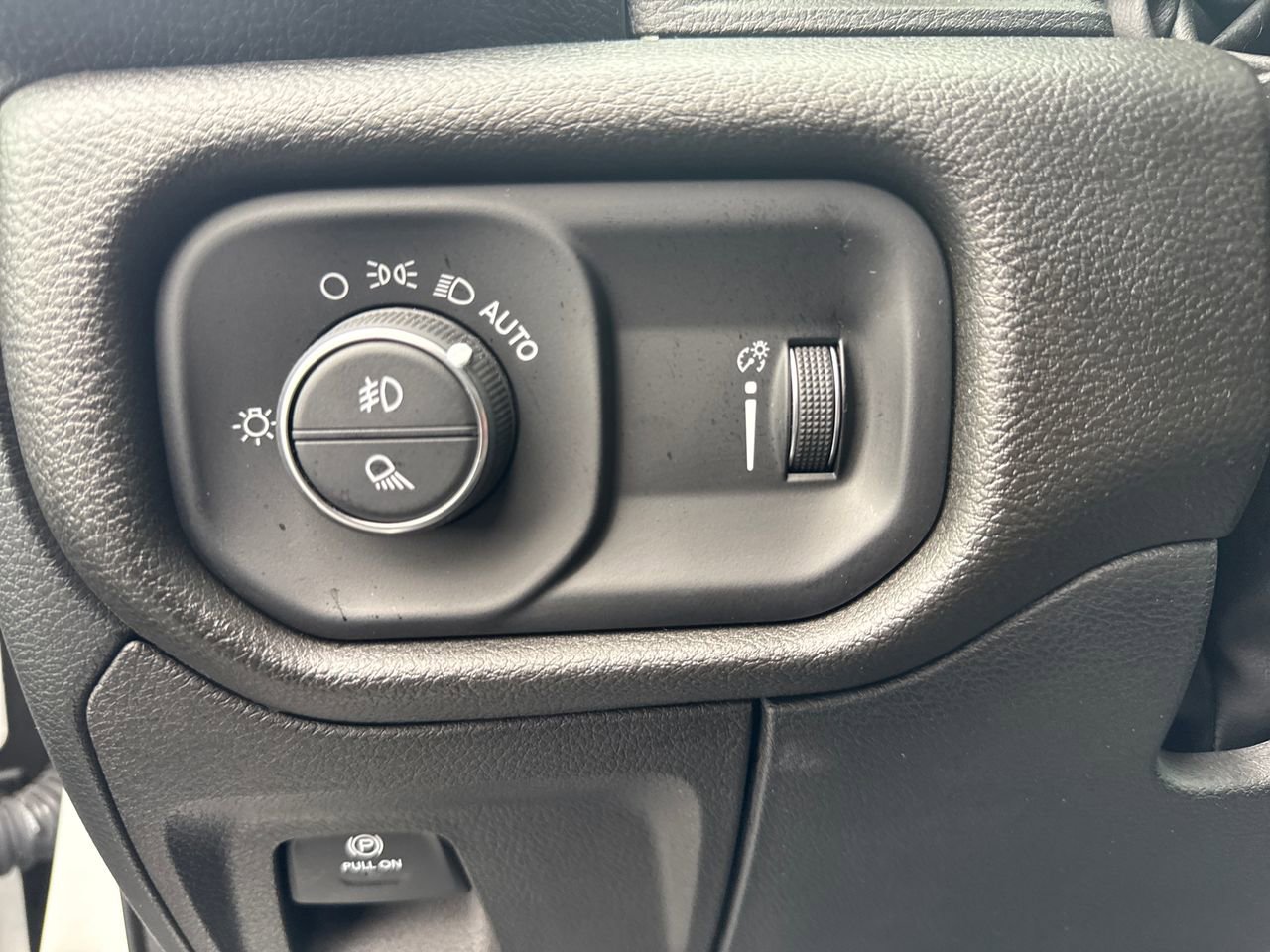 Used 2022 RAM 1500 Big Horn image 18