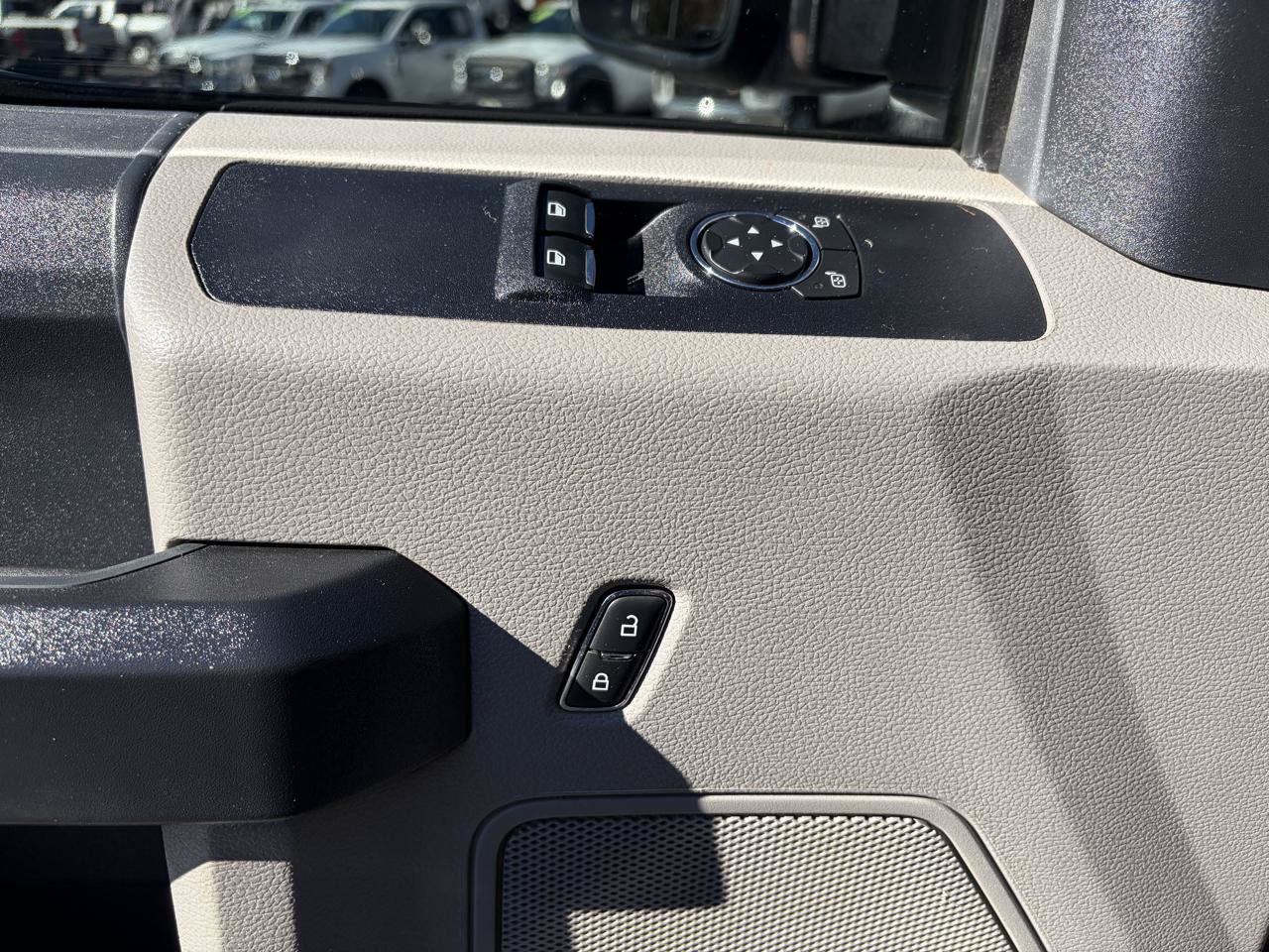 Used 2022 Ford F550 4x4 Regular Cab Super Duty image 21