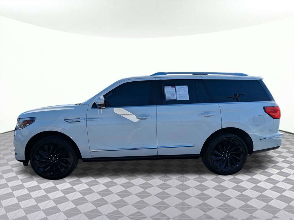 Used 2020 Lincoln Navigator Reserve w/ Equipment Group 208A Reserve AWD/4WD image 5