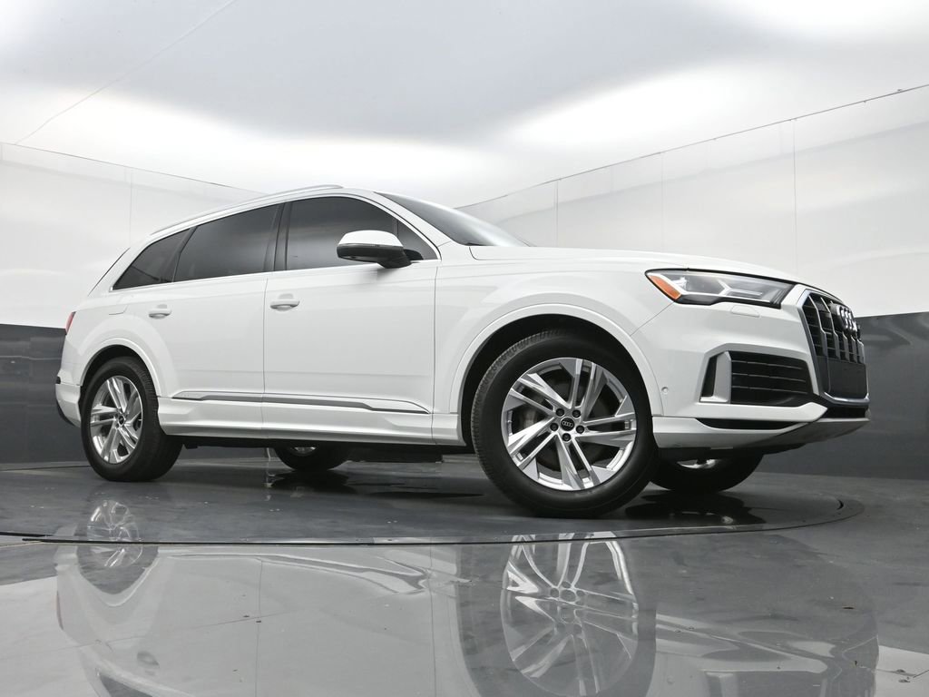 Used 2023 Audi Q7 3.0T Premium Plus image 25