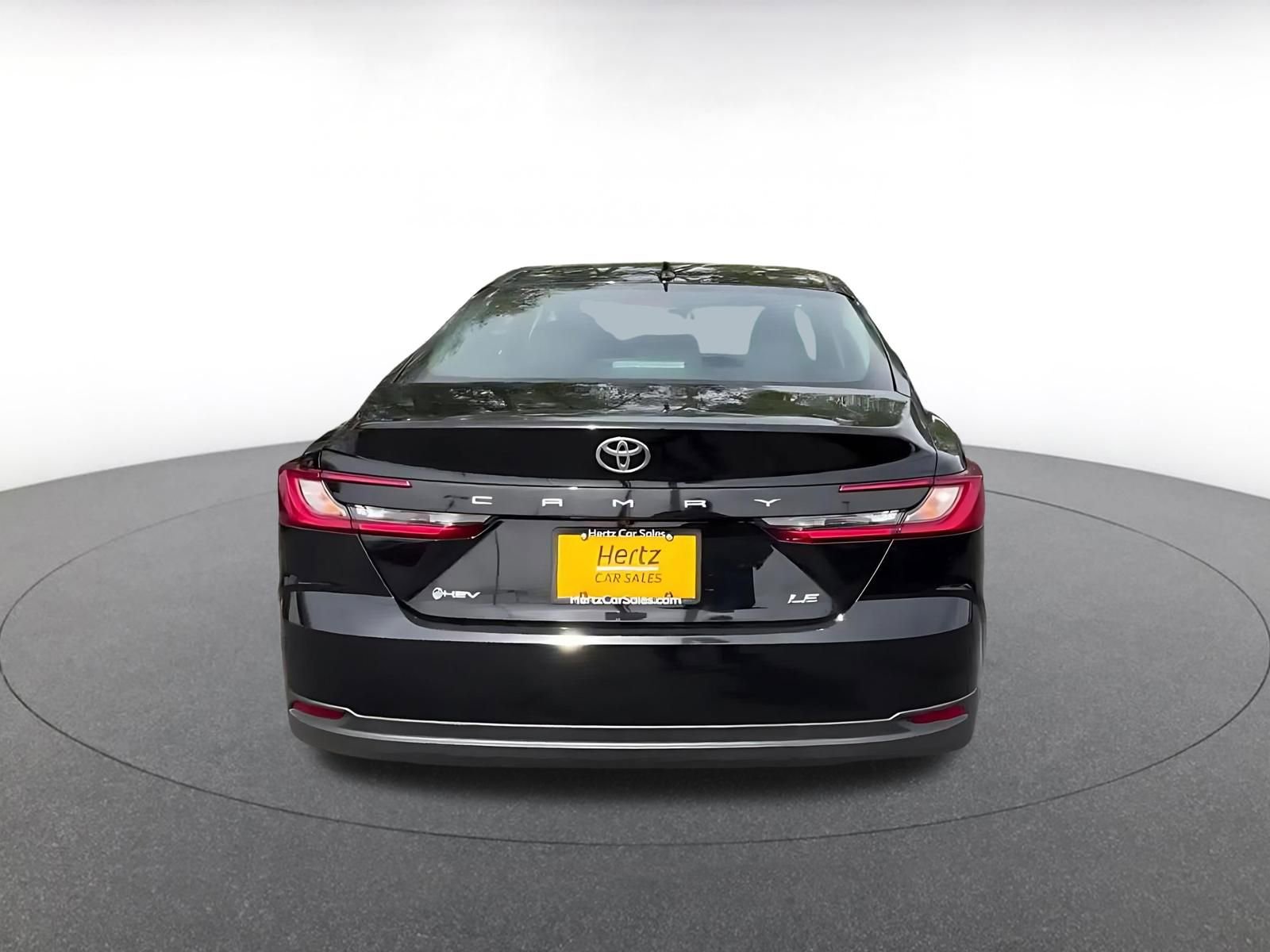 Used 2025 Toyota Camry LE FWD image 12