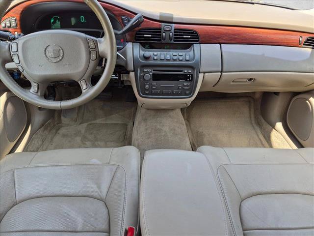Used 2004 Cadillac De Ville w/ Equipment Group FWD image 16
