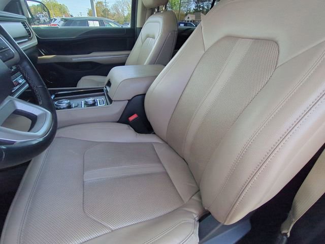 Used 2023 Ford Expedition Max Limited image 21