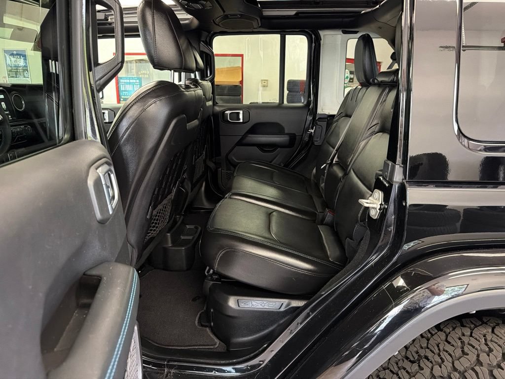 Used 2023 Jeep Wrangler Unlimited Rubicon 4xe w/ Cold Weather Group AWD/4WD image 19