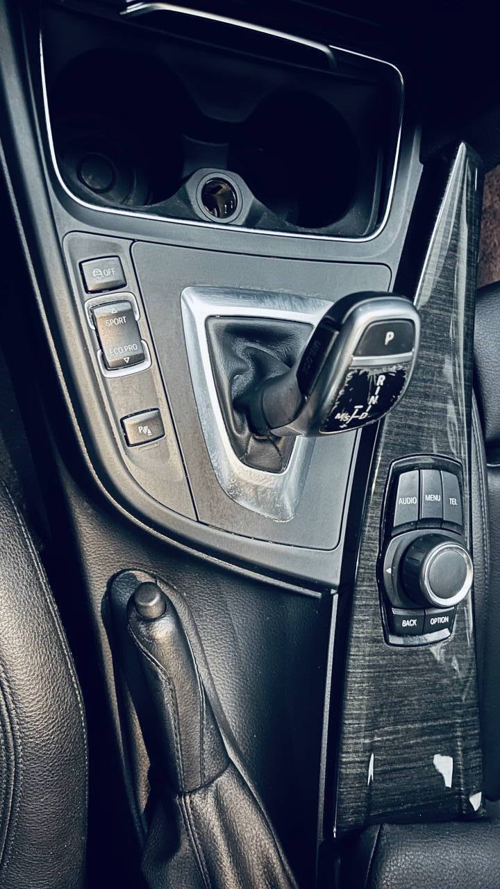Used 2017 BMW 330i xDrive Sedan AWD/4WD image 32