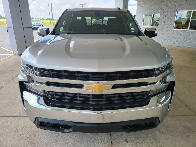 Used 2021 Chevrolet Silverado 1500 LT w/ All Star Edition Plus AWD/4WD image 3