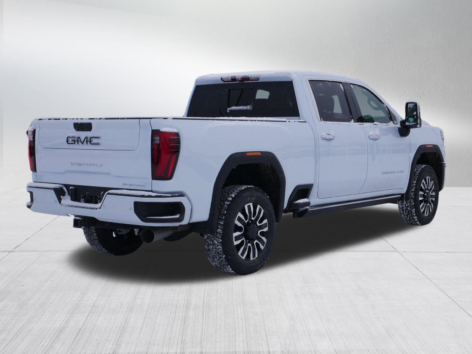 New 2026 GMC Sierra 2500 Denali Ultimate w/ Max Trailering Package image 5