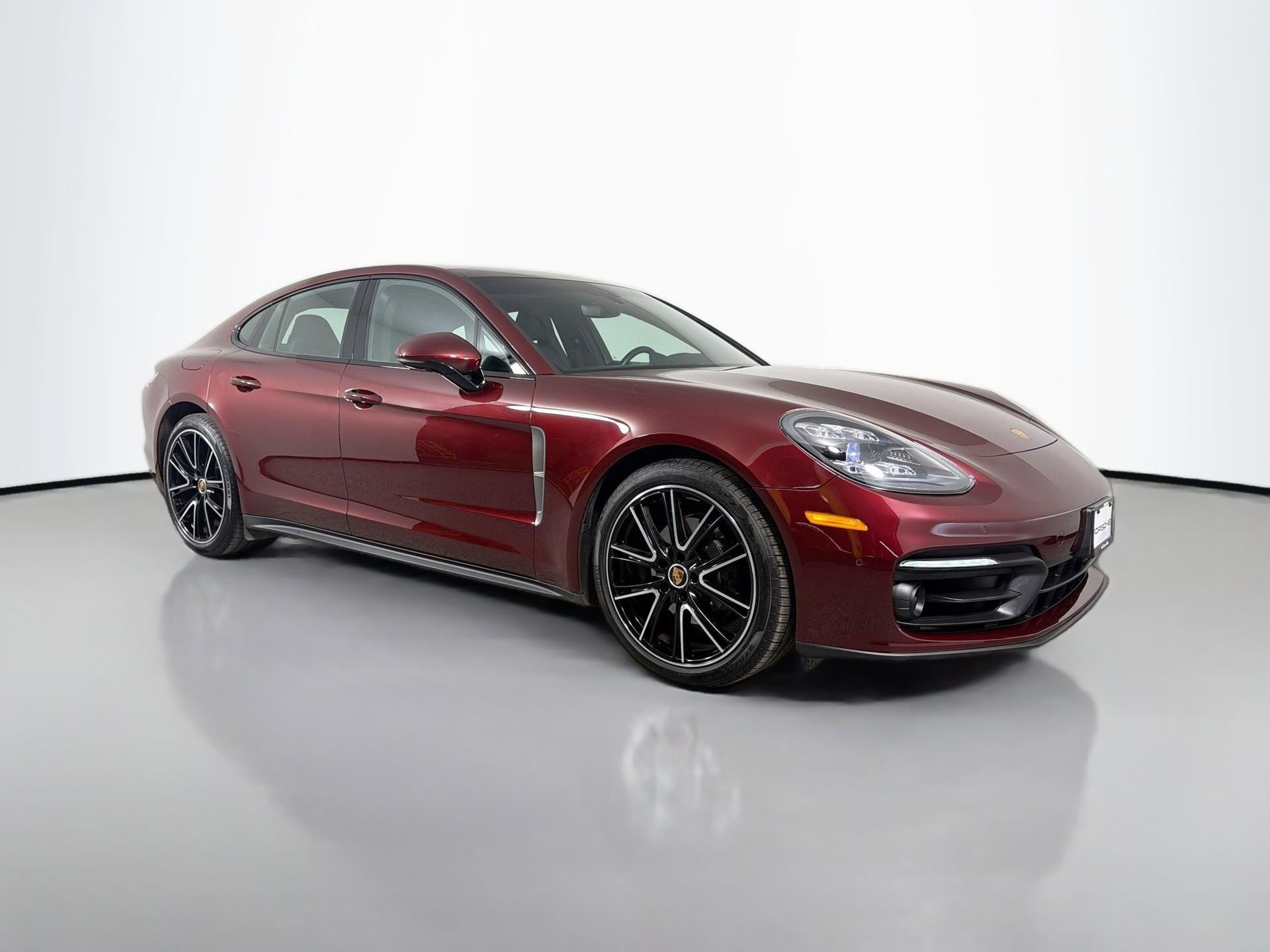 Certified 2023 Porsche Panamera 4 Platinum Edition w/ Assistance Package image 9