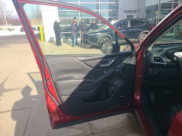 Used 2021 Subaru Forester Touring image 17