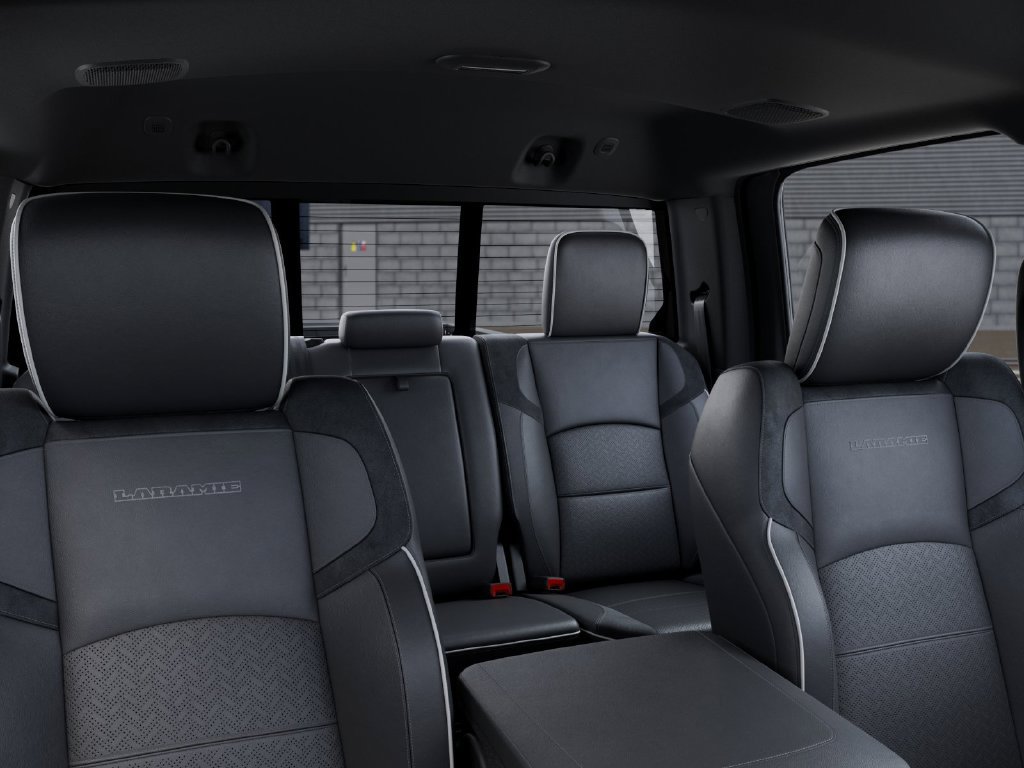 New 2027 RAM 2500 Laramie AWD/4WD image 26