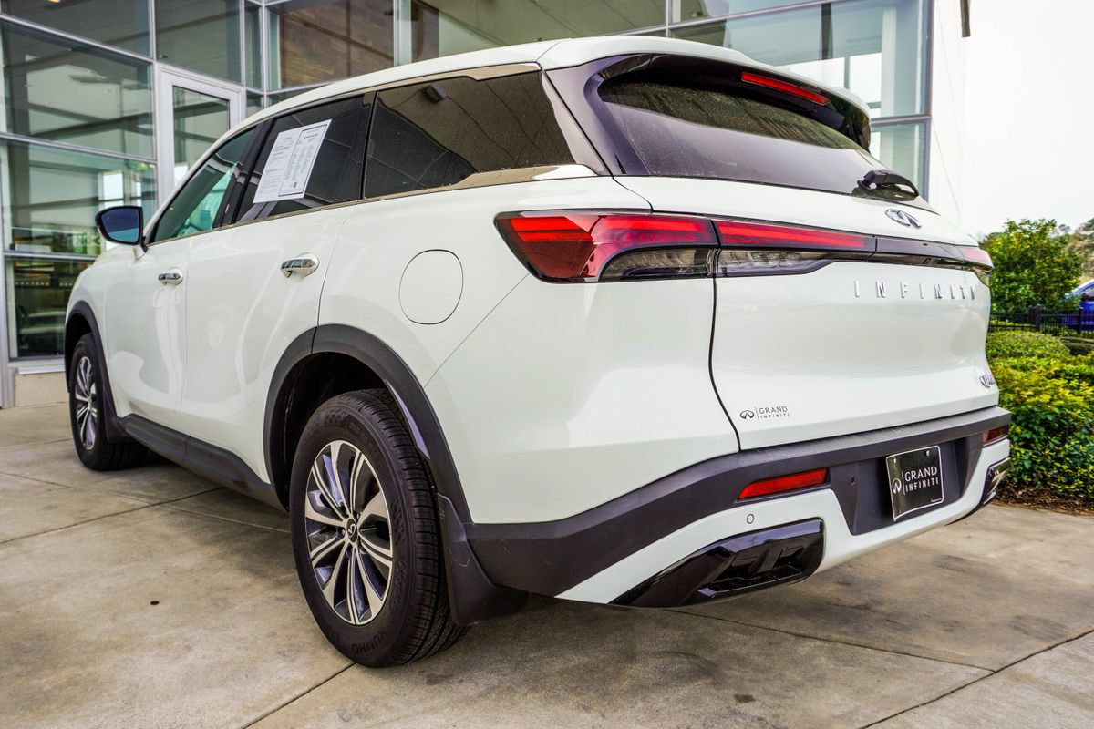 Used 2023 INFINITI QX60 Pure FWD image 12