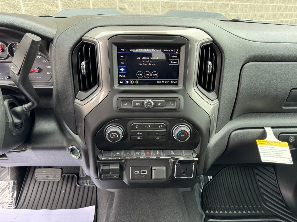 New 2026 Chevrolet Silverado 1500 Custom Trail Boss w/ Dark Appearance Package AWD/4WD image 28
