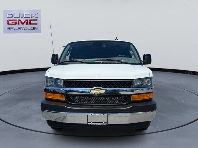 Used 2024 Chevrolet Express 3500 LS w/ Chrome Appearance Package RWD image 4