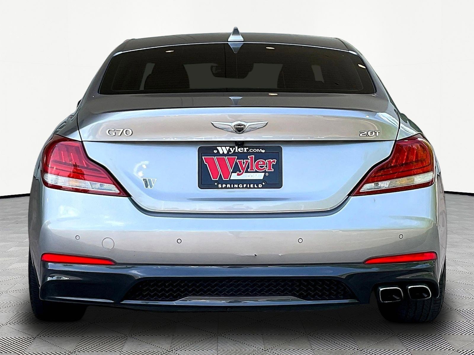 Used 2020 Genesis G70 2.0T w/ Elite Package RWD image 5