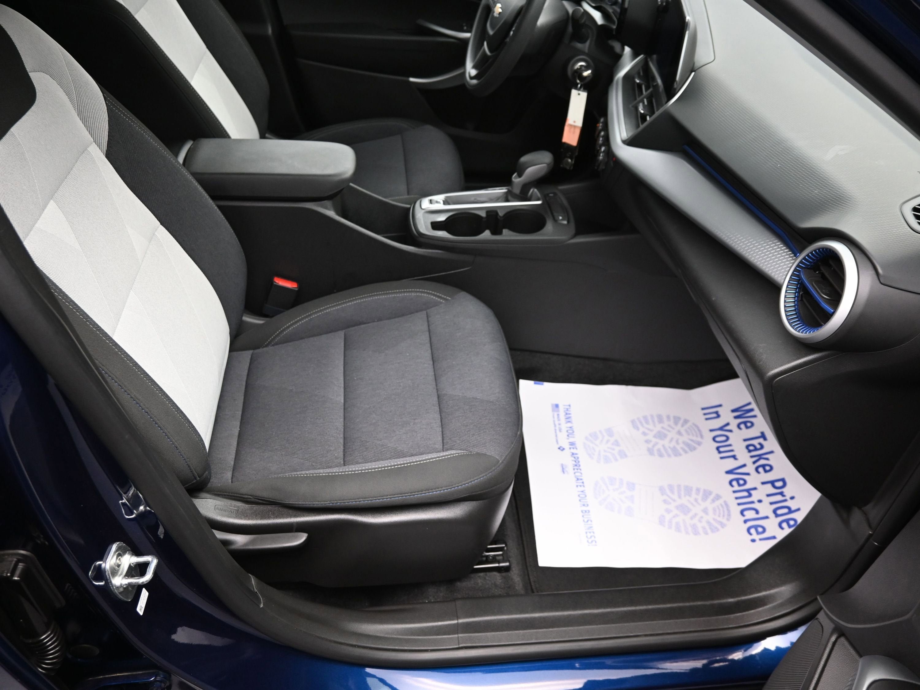 Used 2024 Chevrolet Trax LS w/ LS Convenience Package image 28