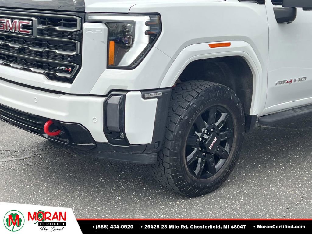 Used 2024 GMC Sierra 3500 AT4 w/ AT4 Premium Plus Package AWD/4WD image 8