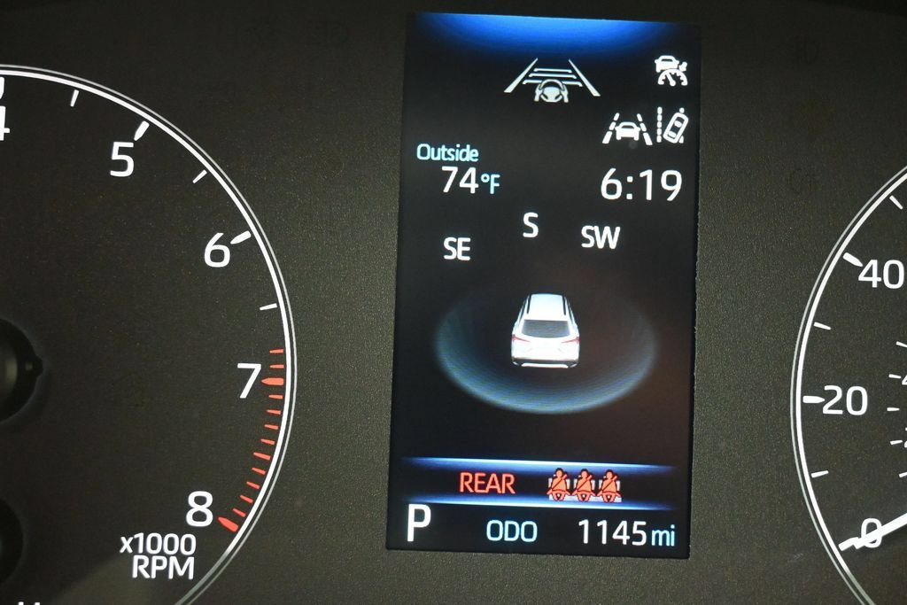 Certified 2024 Toyota Corolla Cross LE AWD/4WD image 16