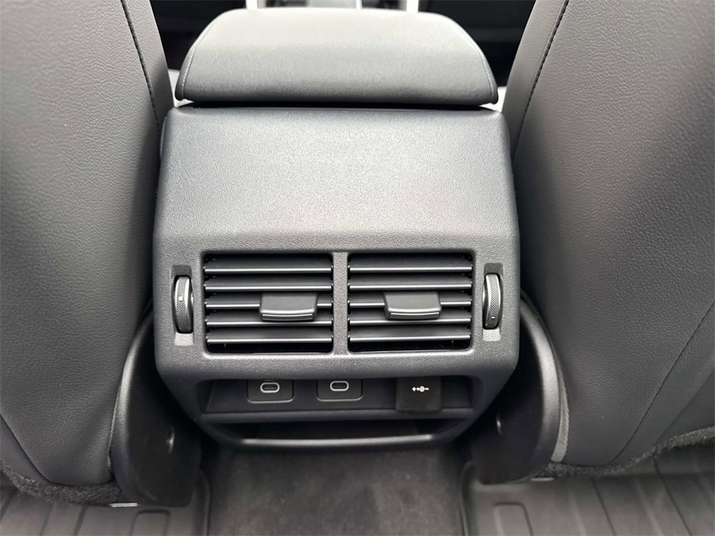 Certified 2025 Land Rover Discovery Sport S image 14