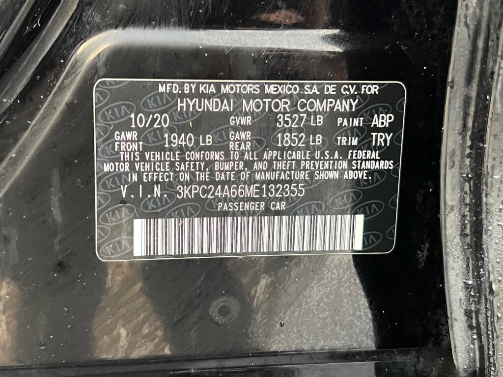 Used 2021 Hyundai Accent SE FWD image 17