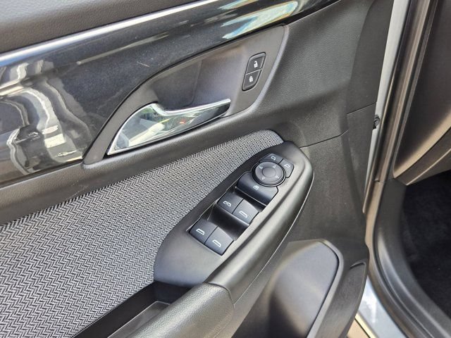 Used 2025 Chevrolet TrailBlazer LT AWD/4WD image 14