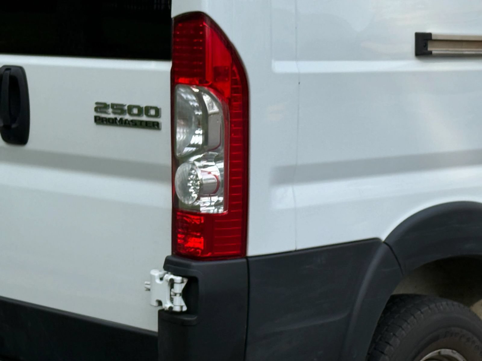 Used 2023 RAM ProMaster 2500 FWD image 10