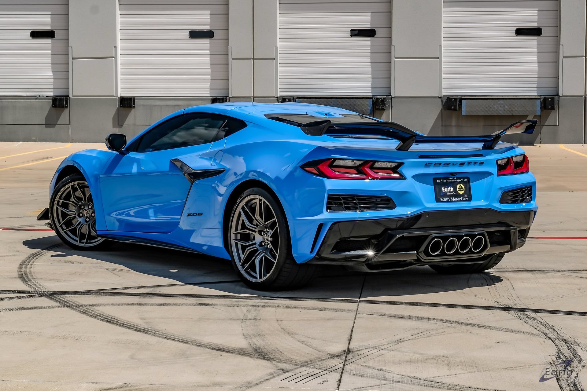 Used 2024 Chevrolet Corvette Z06 w/ Z07 Performance Package RWD image 10