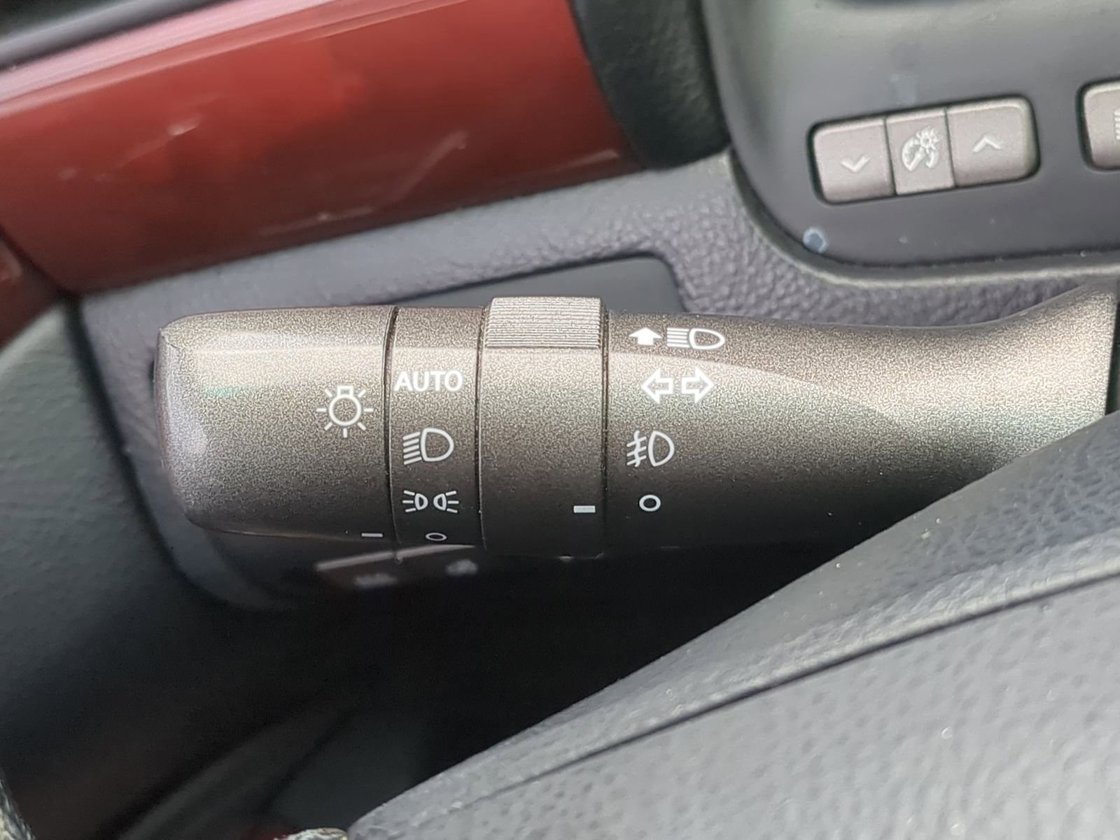 Used 2010 Lexus LS 460 AWD image 32