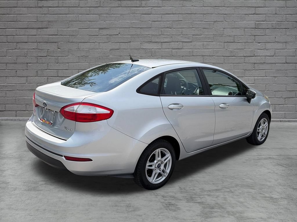 Used 2018 Ford Fiesta SE FWD image 6
