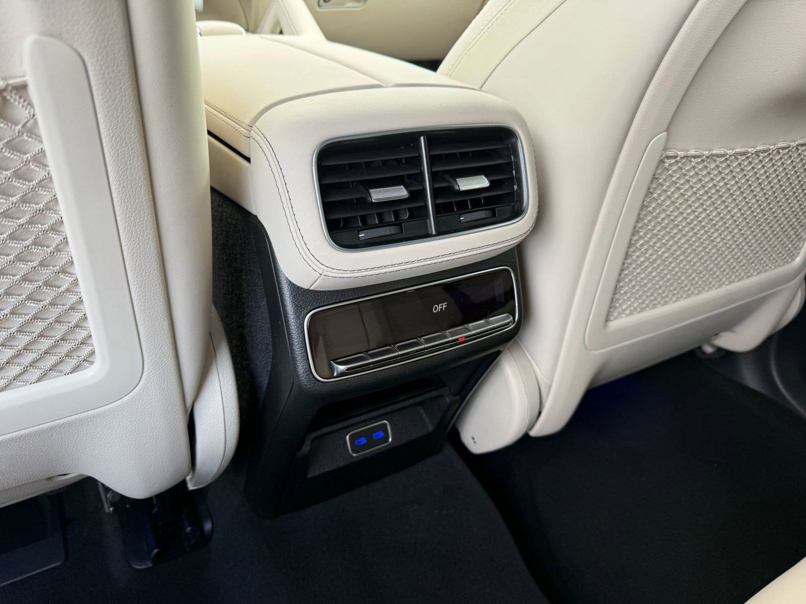 New 2026 Mercedes-Benz GLE 63 AMG S image 31