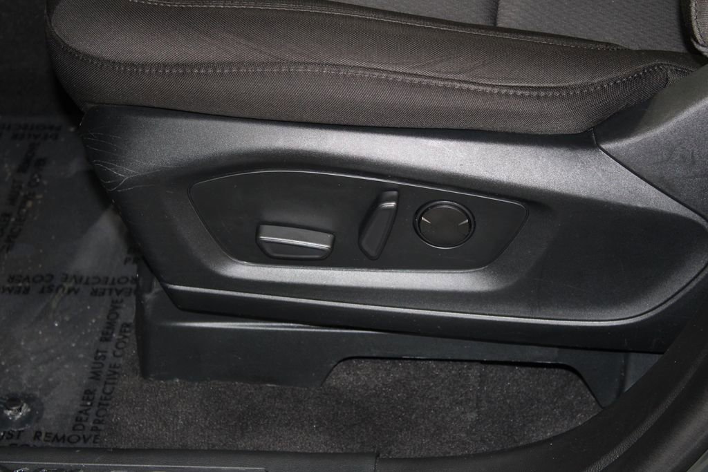 Used 2023 Ford Explorer XLT image 19