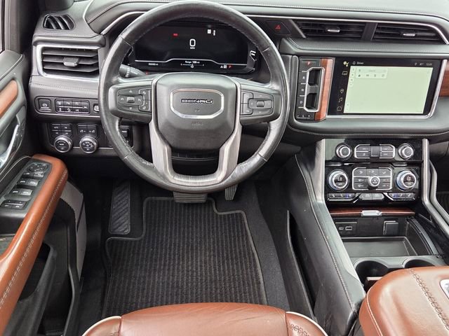 Used 2023 GMC Yukon Denali Ultimate image 11