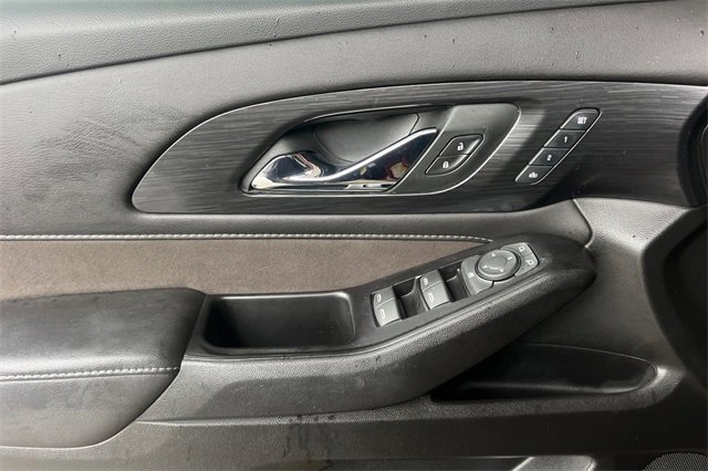 Used 2020 Chevrolet Traverse High Country image 11
