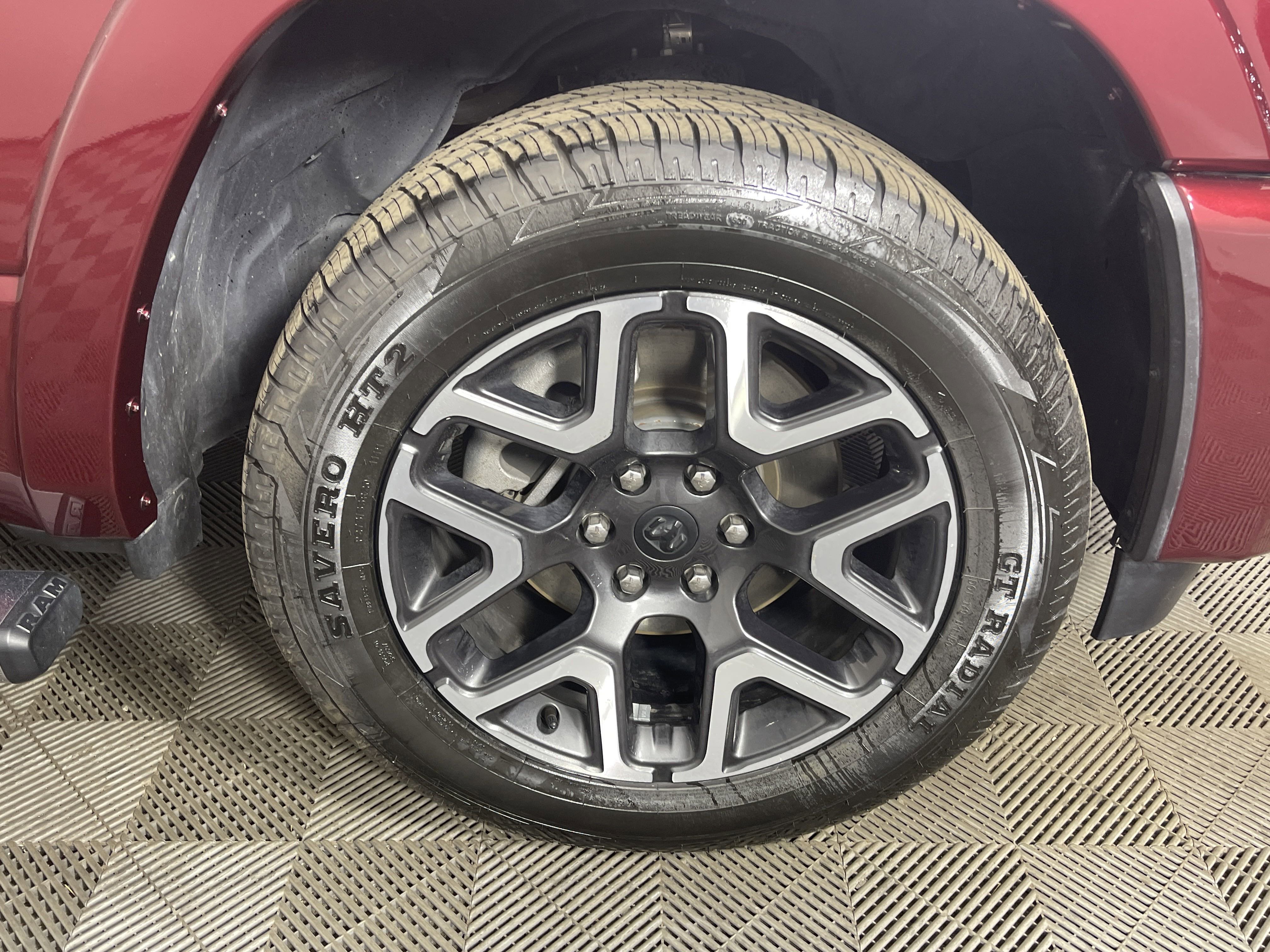 Used 2025 RAM 1500 Laramie w/ Sport Appearance Package image 10