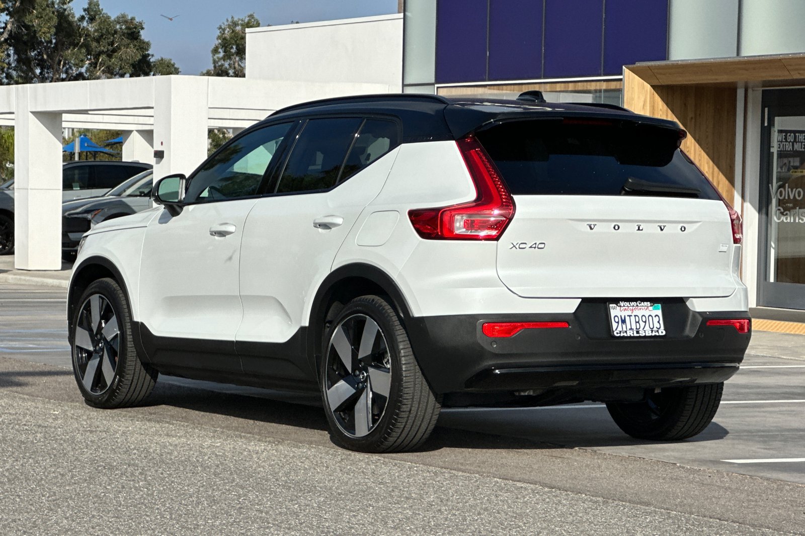 Certified 2024 Volvo XC40 Recharge Ultimate w/ Protection Package Premier RWD image 6